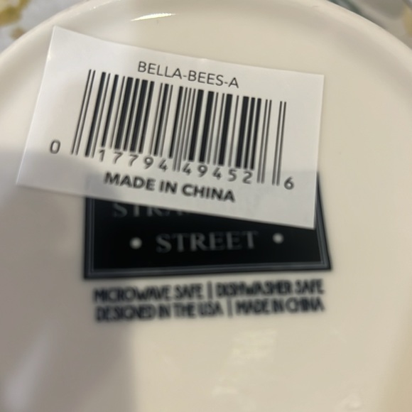 Bee Bella Ceramic Mug - Picture 11 of 15